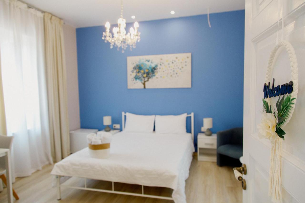 Corinth Rooms In Yard מראה חיצוני תמונה